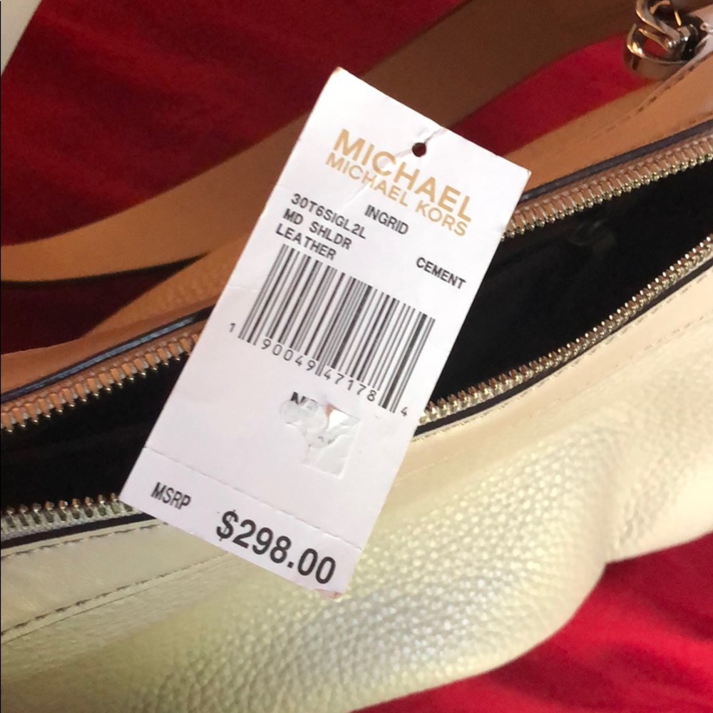Michael Kors - Picture 3 of 3